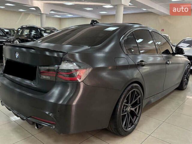 Черный БМВ 3 Серия, объемом двигателя 3 л и пробегом 145 тыс. км за 30000 $, фото 16 на Automoto.ua