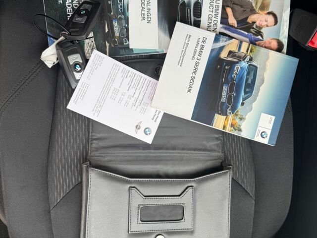 Чорний БМВ 3 Серія, об'ємом двигуна 2 л та пробігом 272 тис. км за 15000 $, фото 8 на Automoto.ua