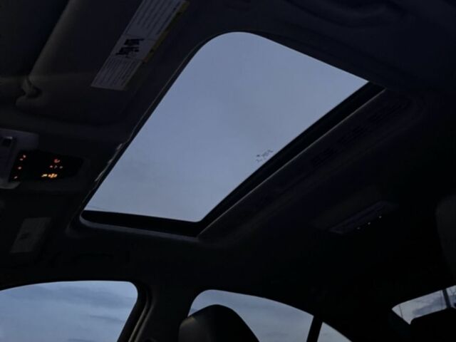 Чорний БМВ 3 Серія, об'ємом двигуна 2 л та пробігом 100 тис. км за 14700 $, фото 11 на Automoto.ua