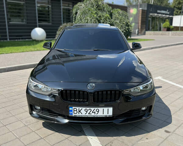 Чорний БМВ 3 Серія, об'ємом двигуна 2 л та пробігом 169 тис. км за 12500 $, фото 2 на Automoto.ua