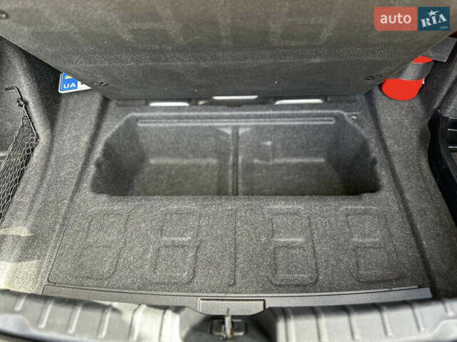 Черный БМВ 3 Серия, объемом двигателя 2 л и пробегом 285 тыс. км за 15300 $, фото 78 на Automoto.ua