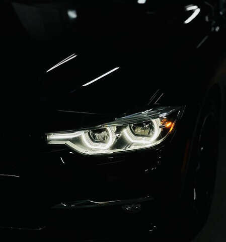 Чорний БМВ 3 Серія, об'ємом двигуна 2 л та пробігом 78 тис. км за 12500 $, фото 5 на Automoto.ua