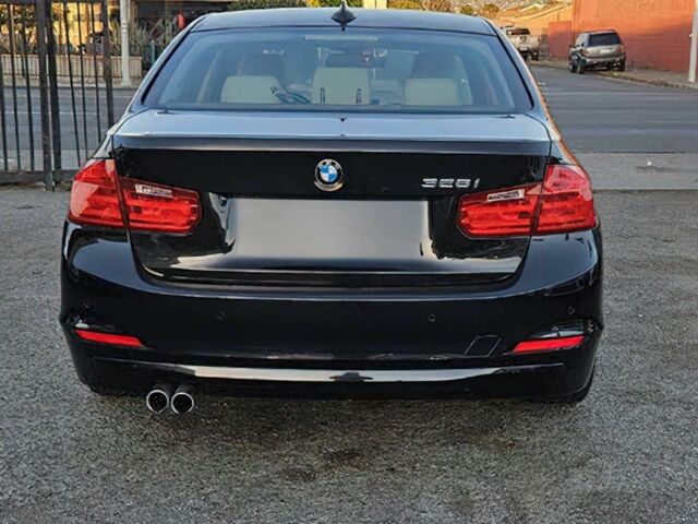 Черный БМВ 3 Серия, объемом двигателя 2 л и пробегом 79 тыс. км за 5800 $, фото 5 на Automoto.ua