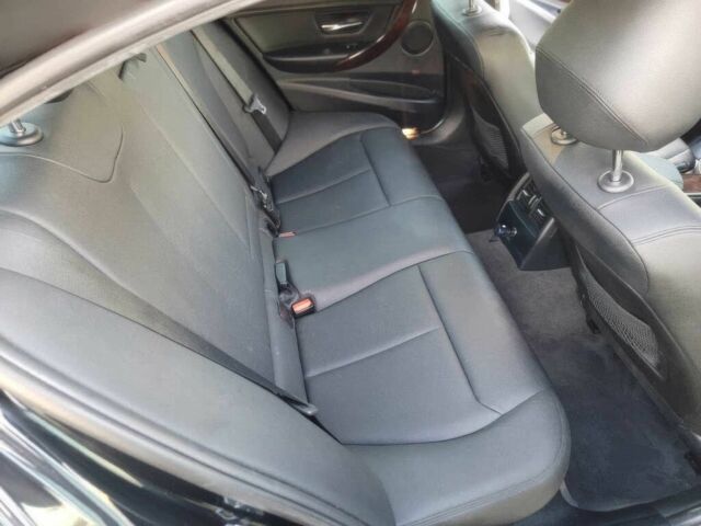 Черный БМВ 3 Серия, объемом двигателя 2 л и пробегом 78 тыс. км за 5000 $, фото 9 на Automoto.ua