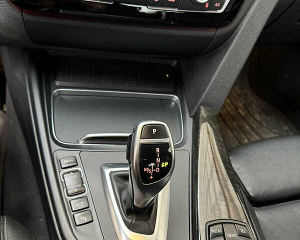 Черный БМВ 3 Серия, объемом двигателя 3 л и пробегом 224 тыс. км за 22300 $, фото 8 на Automoto.ua