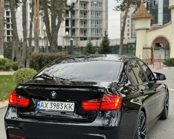 БМВ 3 Серия 2015 в Харькове на Automoto.ua Черный БМВ 3 Серия, объемом двигателя 2 л и пробегом 153 тыс. км за 13700 $, фото 12 на Automoto.ua
