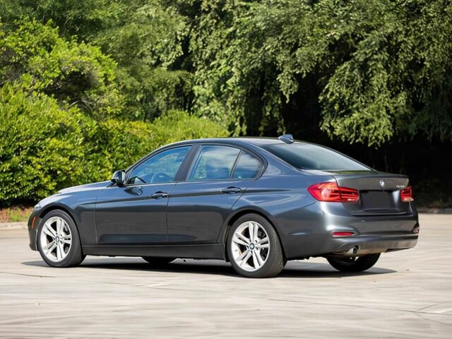 Черный БМВ 3 Серия, объемом двигателя 2 л и пробегом 72 тыс. км за 10000 $, фото 5 на Automoto.ua