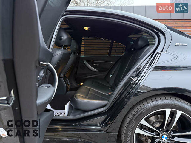 Чорний БМВ 3 Серія, об'ємом двигуна 2 л та пробігом 120 тис. км за 21000 $, фото 25 на Automoto.ua