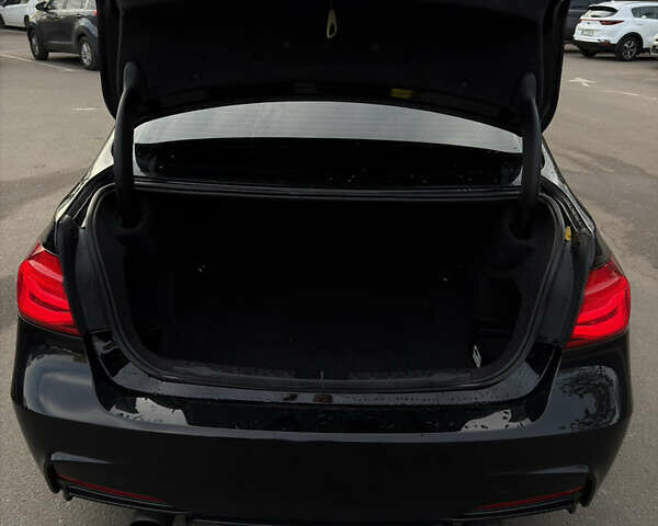 Черный БМВ 3 Серия, объемом двигателя 2 л и пробегом 142 тыс. км за 16800 $, фото 9 на Automoto.ua