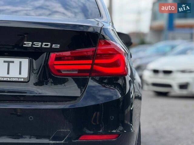 Чорний БМВ 3 Серія, об'ємом двигуна 2 л та пробігом 54 тис. км за 19400 $, фото 5 на Automoto.ua