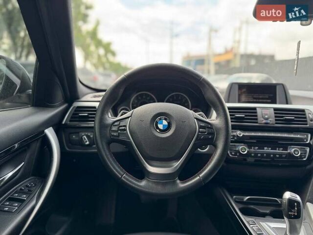 Чорний БМВ 3 Серія, об'ємом двигуна 2 л та пробігом 54 тис. км за 19400 $, фото 24 на Automoto.ua