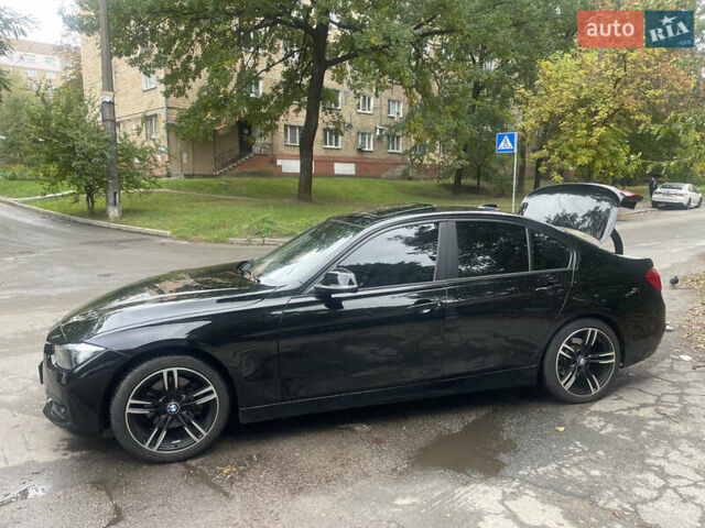 Чорний БМВ 3 Серія, об'ємом двигуна 2 л та пробігом 152 тис. км за 19000 $, фото 11 на Automoto.ua