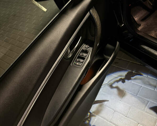 Чорний БМВ 3 Серія, об'ємом двигуна 2 л та пробігом 149 тис. км за 16100 $, фото 19 на Automoto.ua