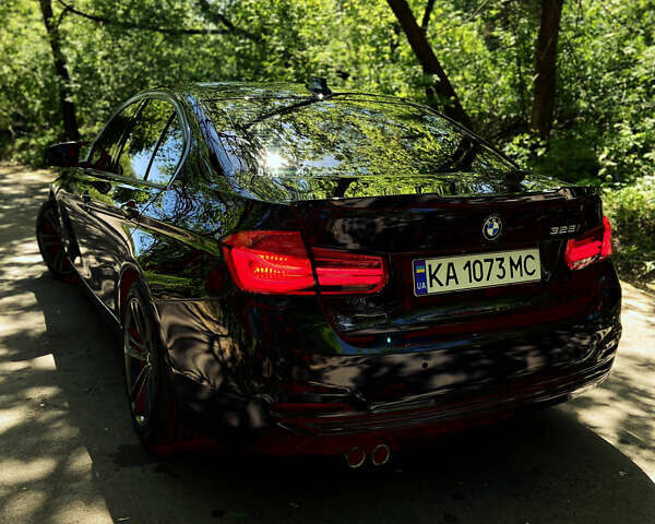 Черный БМВ 3 Серия, объемом двигателя 2 л и пробегом 131 тыс. км за 16300 $, фото 4 на Automoto.ua