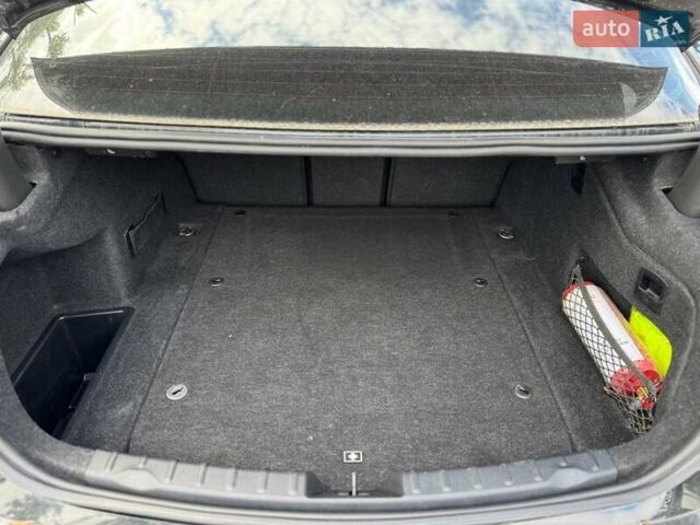 Чорний БМВ 3 Серія, об'ємом двигуна 2 л та пробігом 54 тис. км за 19400 $, фото 18 на Automoto.ua