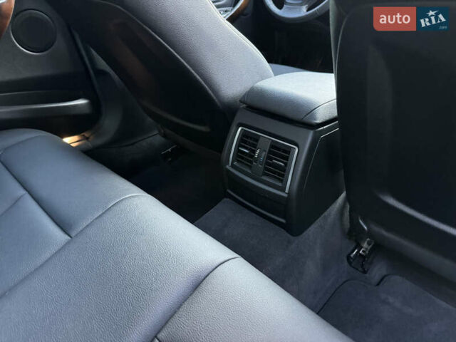 Черный БМВ 3 Серия, объемом двигателя 2 л и пробегом 224 тыс. км за 12500 $, фото 12 на Automoto.ua