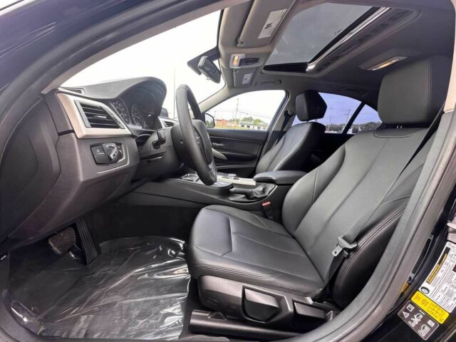 Черный БМВ 3 Серия, объемом двигателя 2 л и пробегом 78 тыс. км за 7960 $, фото 9 на Automoto.ua