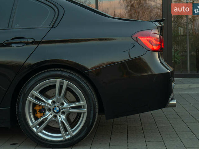 Черный БМВ 3 Серия, объемом двигателя 2 л и пробегом 110 тыс. км за 21650 $, фото 14 на Automoto.ua
