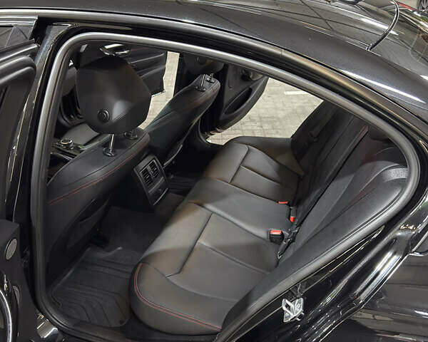Черный БМВ 3 Серия, объемом двигателя 2 л и пробегом 139 тыс. км за 17000 $, фото 6 на Automoto.ua
