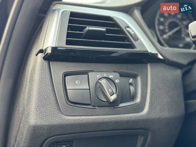 Чорний БМВ 3 Серія, об'ємом двигуна 2 л та пробігом 54 тис. км за 19400 $, фото 12 на Automoto.ua