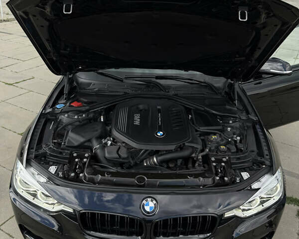 Черный БМВ 3 Серия, объемом двигателя 3 л и пробегом 93 тыс. км за 29359 $, фото 3 на Automoto.ua