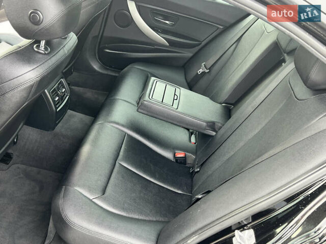 БМВ 3 Серія 2016 у Дніпро (Дніпропетровську) на Automoto.ua Чорний БМВ 3 Серія, об'ємом двигуна 2 л та пробігом 153 тис. км за 13800 $, фото 13 на Automoto.ua