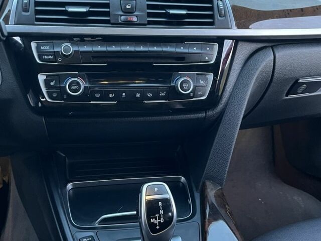 Черный БМВ 3 Серия, объемом двигателя 2 л и пробегом 206 тыс. км за 13000 $, фото 7 на Automoto.ua