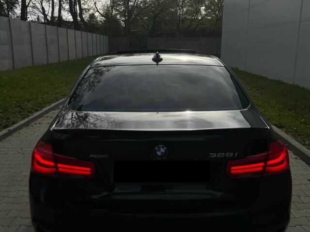 Черный БМВ 3 Серия, объемом двигателя 2 л и пробегом 140 тыс. км за 9000 $, фото 3 на Automoto.ua