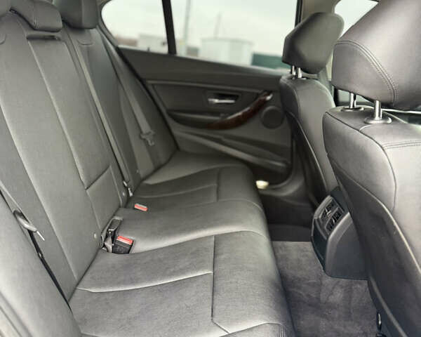 Черный БМВ 3 Серия, объемом двигателя 2 л и пробегом 189 тыс. км за 12500 $, фото 39 на Automoto.ua