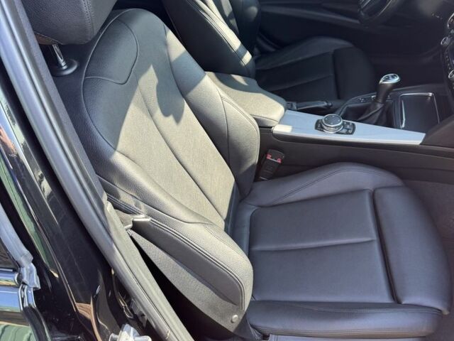 Черный БМВ 3 Серия, объемом двигателя 2 л и пробегом 120 тыс. км за 19500 $, фото 22 на Automoto.ua