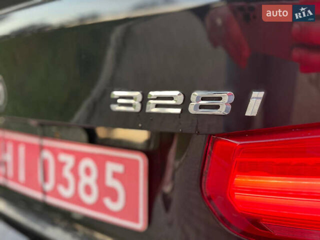 Чорний БМВ 3 Серія, об'ємом двигуна 2 л та пробігом 240 тис. км за 13300 $, фото 10 на Automoto.ua