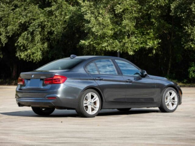 Черный БМВ 3 Серия, объемом двигателя 2 л и пробегом 71 тыс. км за 14000 $, фото 6 на Automoto.ua