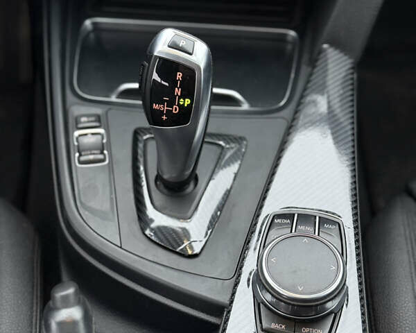 Чорний БМВ 3 Серія, об'ємом двигуна 2 л та пробігом 147 тис. км за 18300 $, фото 37 на Automoto.ua