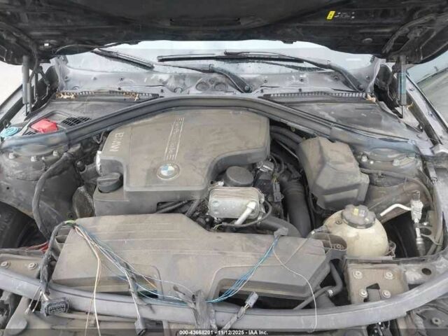 Чорний БМВ 3 Серія, об'ємом двигуна 2 л та пробігом 211 тис. км за 10200 $, фото 12 на Automoto.ua