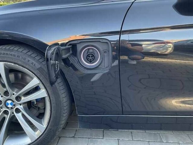 Чорний БМВ 3 Серія, об'ємом двигуна 2 л та пробігом 120 тис. км за 12500 $, фото 17 на Automoto.ua