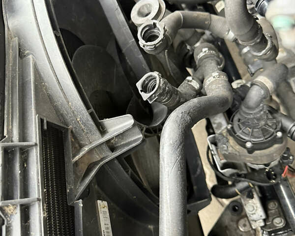 Черный БМВ 3 Серия, объемом двигателя 2 л и пробегом 136 тыс. км за 9200 $, фото 16 на Automoto.ua