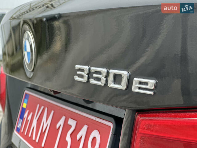 Чорний БМВ 3 Серія, об'ємом двигуна 2 л та пробігом 220 тис. км за 18999 $, фото 19 на Automoto.ua