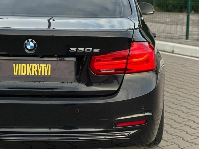 Черный БМВ 3 Серия, объемом двигателя 2 л и пробегом 112 тыс. км за 20500 $, фото 7 на Automoto.ua