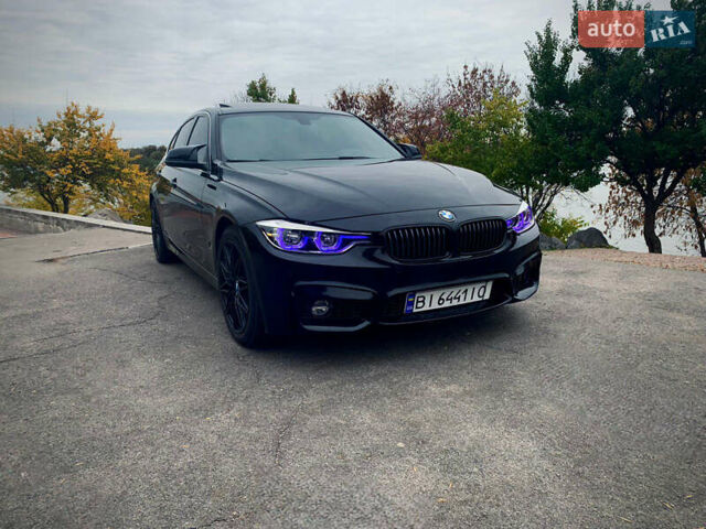 Чорний БМВ 3 Серія, об'ємом двигуна 2 л та пробігом 125 тис. км за 19900 $, фото 12 на Automoto.ua