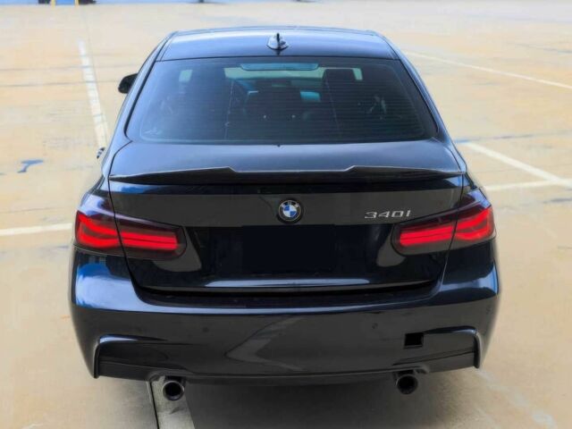 Чорний БМВ 3 Серія, об'ємом двигуна 3 л та пробігом 59 тис. км за 19200 $, фото 5 на Automoto.ua