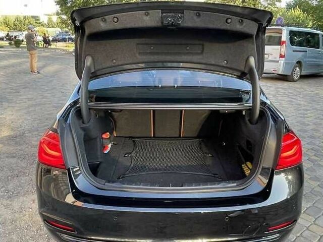 Чорний БМВ 3 Серія, об'ємом двигуна 2 л та пробігом 120 тис. км за 12500 $, фото 7 на Automoto.ua