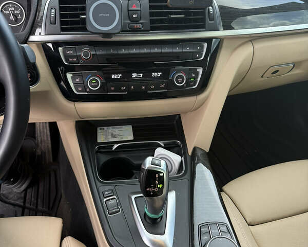 Чорний БМВ 3 Серія, об'ємом двигуна 2 л та пробігом 115 тис. км за 18000 $, фото 11 на Automoto.ua