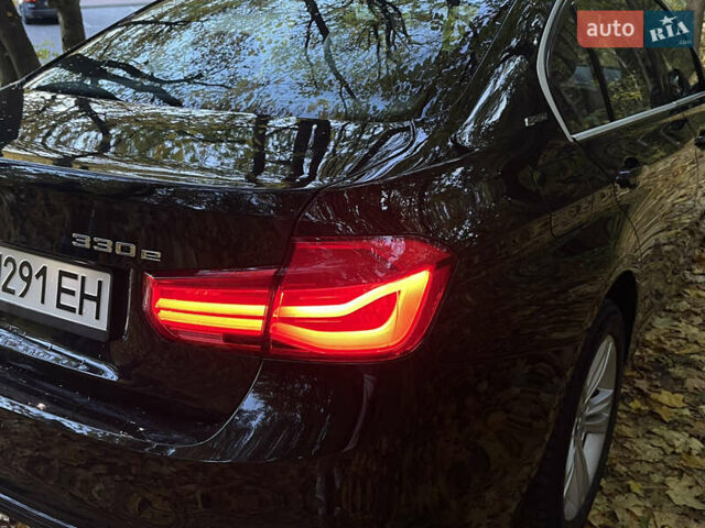 Черный БМВ 3 Серия, объемом двигателя 2 л и пробегом 119 тыс. км за 17000 $, фото 2 на Automoto.ua