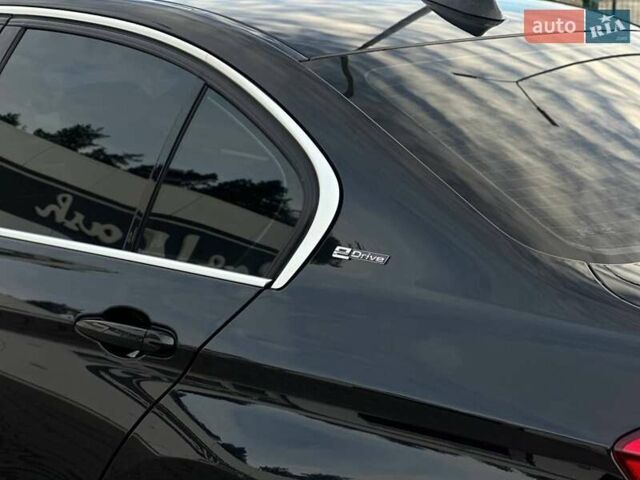 Чорний БМВ 3 Серія, об'ємом двигуна 2 л та пробігом 112 тис. км за 20500 $, фото 17 на Automoto.ua