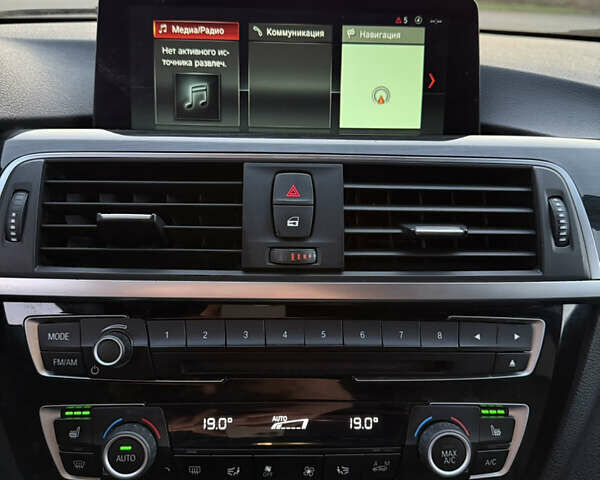 Черный БМВ 3 Серия, объемом двигателя 2 л и пробегом 180 тыс. км за 15999 $, фото 25 на Automoto.ua