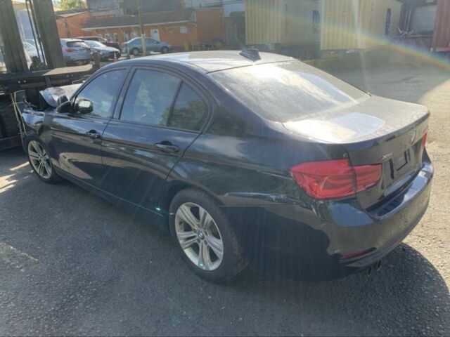 Черный БМВ 3 Серия, объемом двигателя 2 л и пробегом 104 тыс. км за 12000 $, фото 7 на Automoto.ua