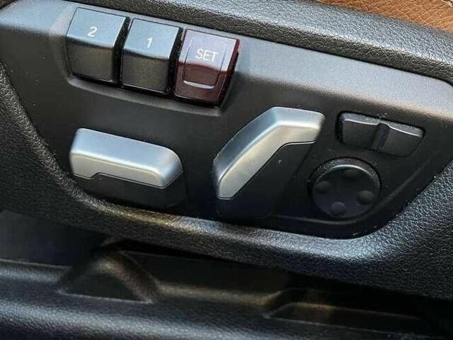 Чорний БМВ 3 Серія, об'ємом двигуна 2 л та пробігом 120 тис. км за 12500 $, фото 11 на Automoto.ua