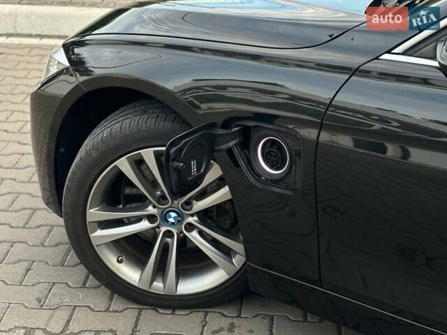 Чорний БМВ 3 Серія, об'ємом двигуна 2 л та пробігом 112 тис. км за 20500 $, фото 14 на Automoto.ua
