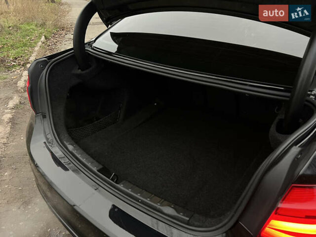 Черный БМВ 3 Серия, объемом двигателя 2 л и пробегом 82 тыс. км за 17500 $, фото 28 на Automoto.ua
