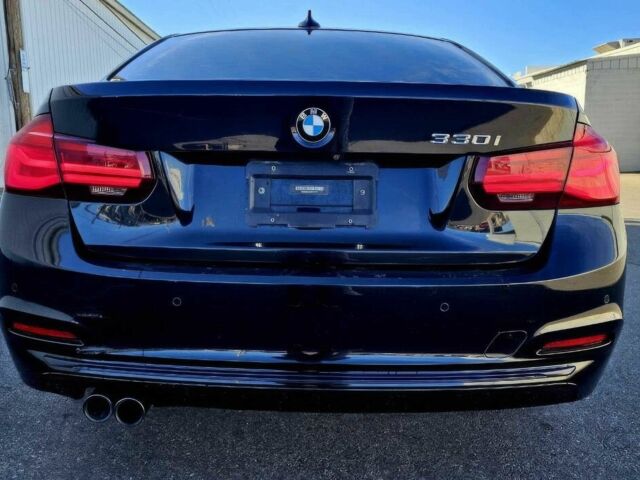 Чорний БМВ 3 Серія, об'ємом двигуна 2 л та пробігом 32 тис. км за 3900 $, фото 5 на Automoto.ua